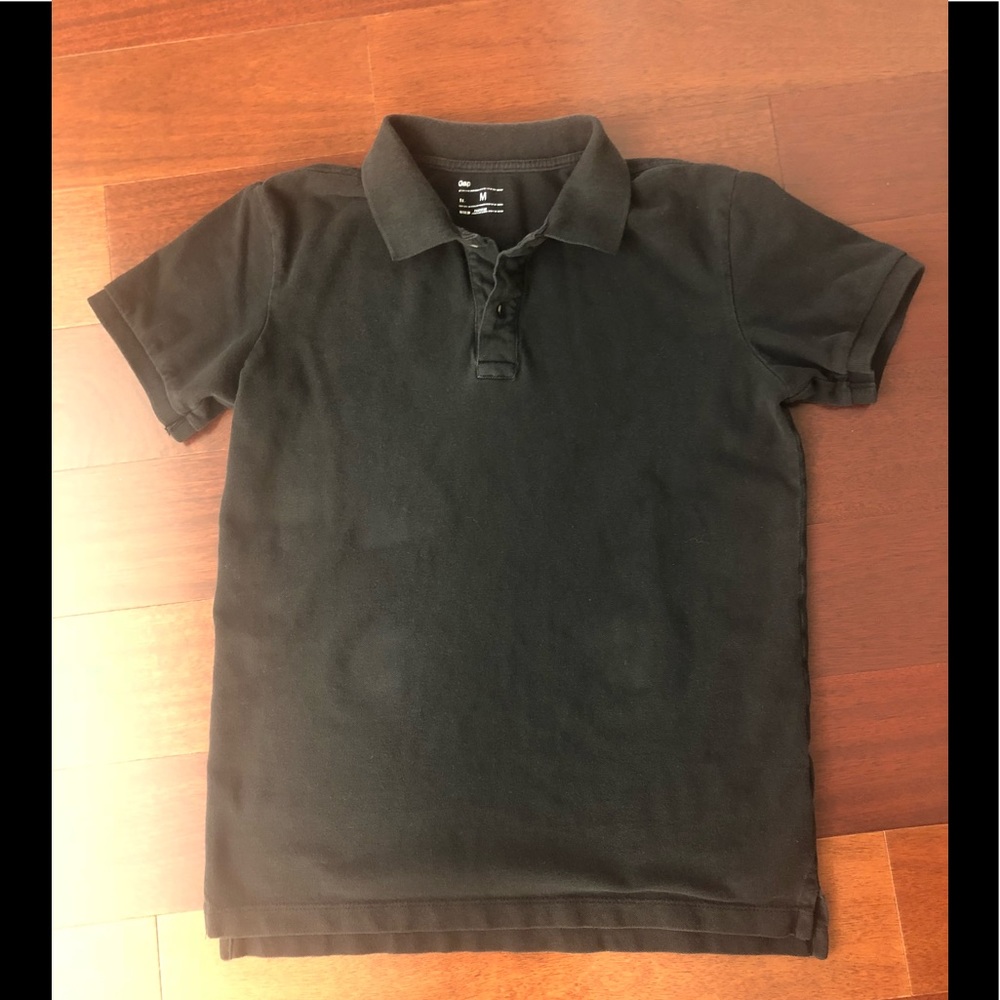 (1) Gap polo shirt  (1) Ralph Lauren polo shirt - Picture 4 of 7